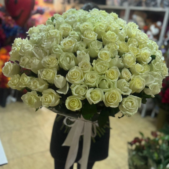 Букет 201 белая роза   в Судаке