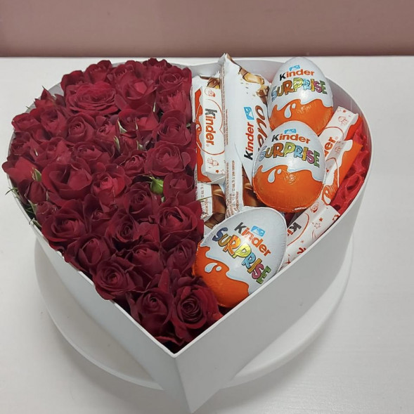 Композиция в коробке «Сладкая любовь» в Судаке