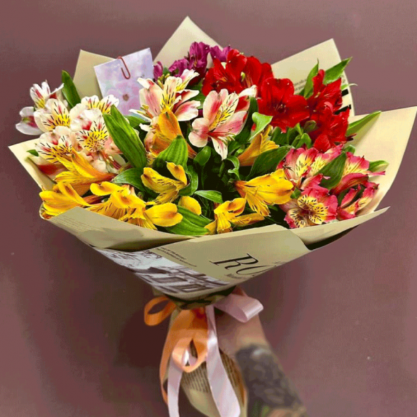 Букет 11 альстромерий в Судаке
