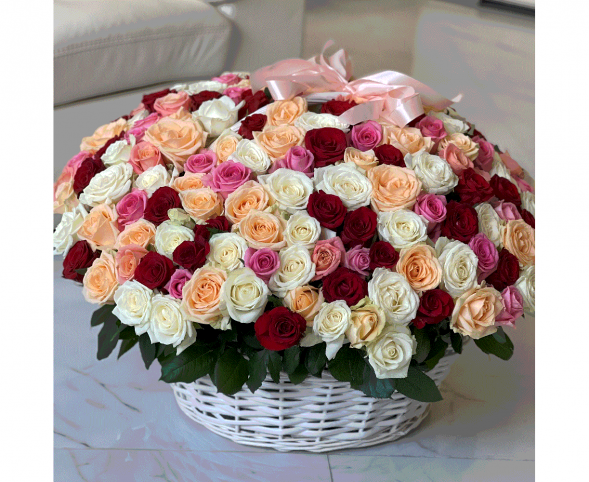 201 роза в корзине в Судаке