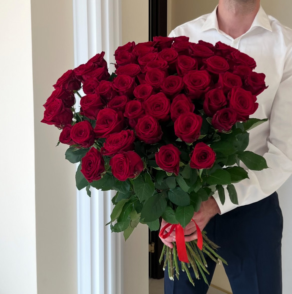 51 красная роза в Судаке