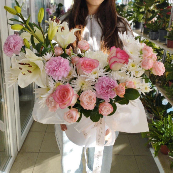 Композиция в коробке «Белый вальс»  в Судаке